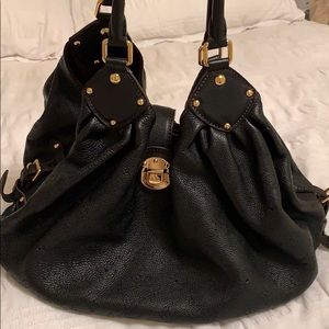 Louis Vuitton Mahina L